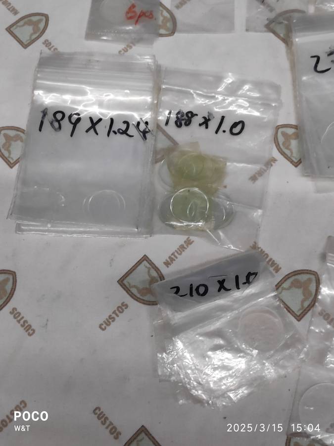 New Mixed Mineral Watch Glass