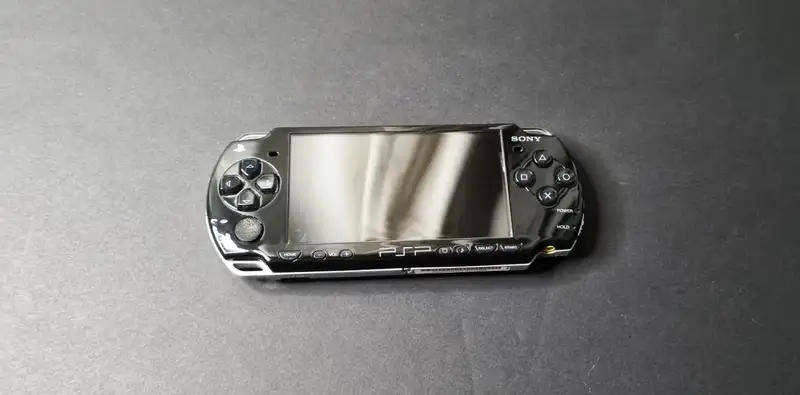 Sony PSP 2000 Bundle