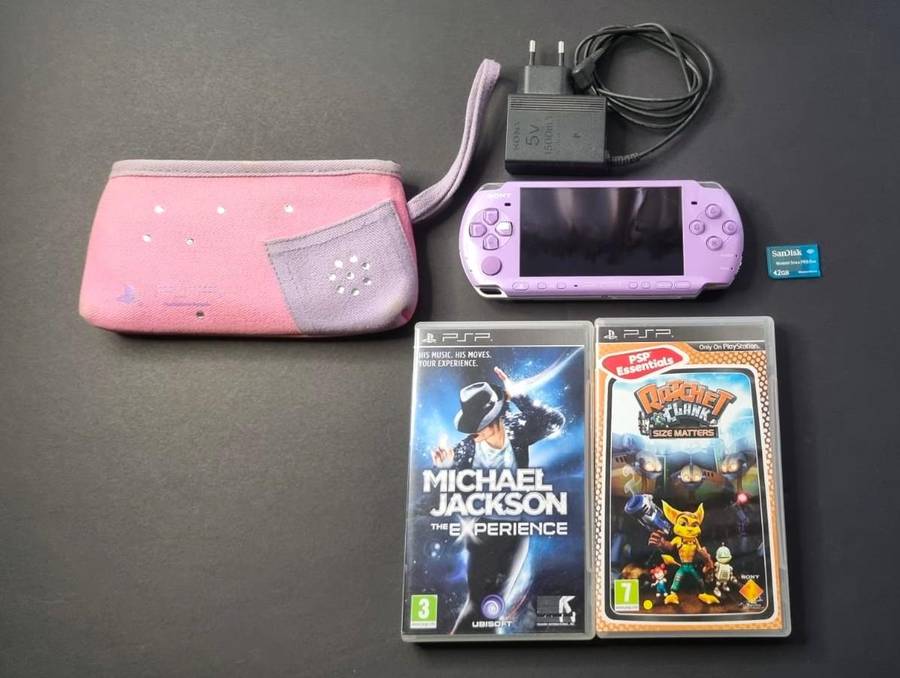 Sony PSP 3001 Hannah Montana Limited Edition