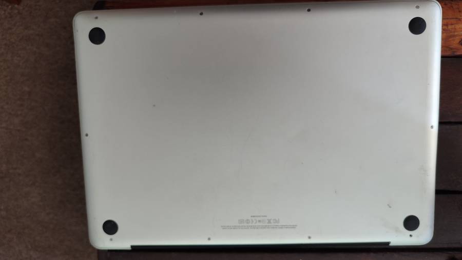 MACBOOK PRO