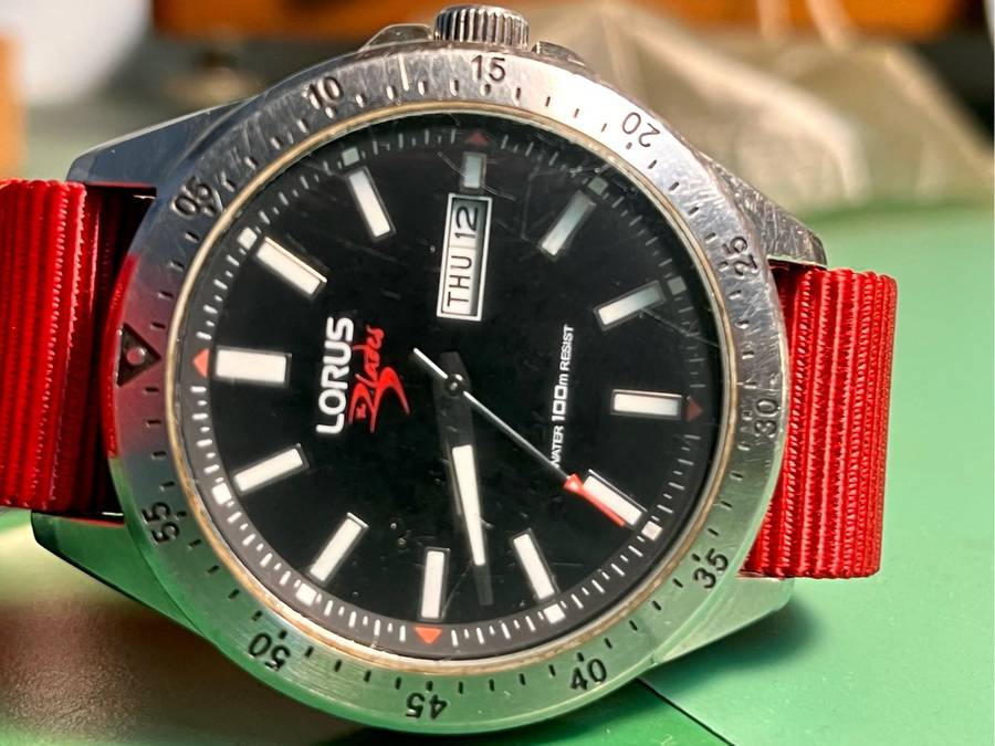 LORUS 42mm quartz Watch