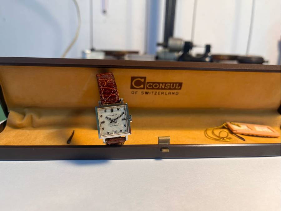 CONSUL ladies Watch BEAUTIFUL VINTAGE !!!