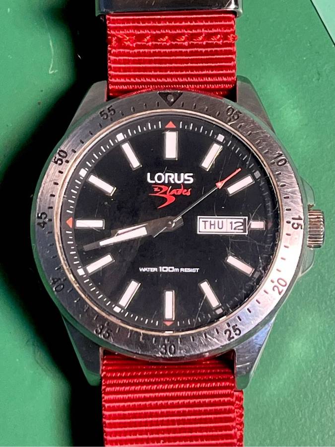 LORUS 42mm quartz Watch