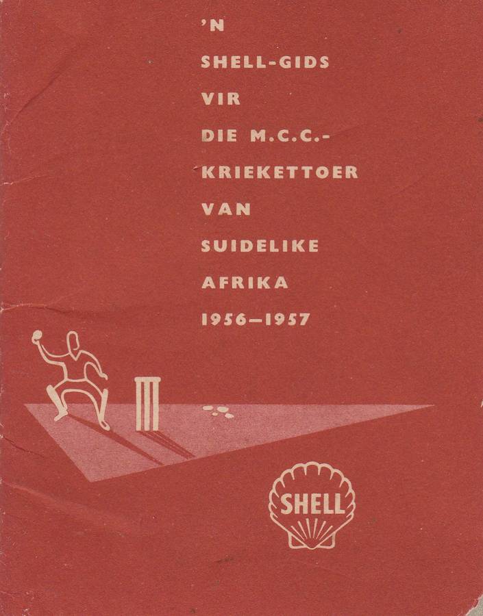 A LOVELY CLEAN BOOKLET OF THE 1957 CRICKET TOUR IN ENGLISH AND AFRIKAANS LOOK SCANS X 6