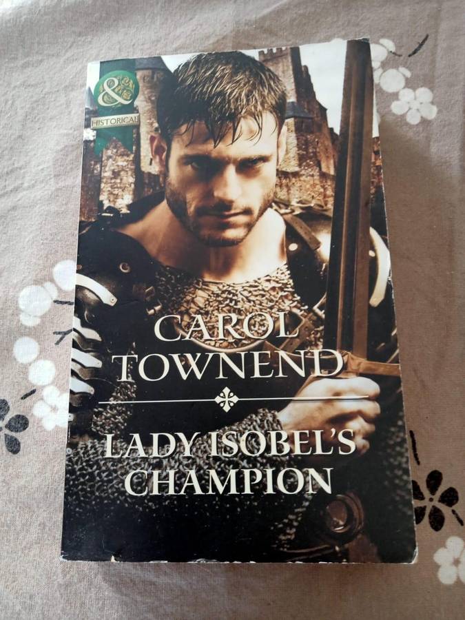 Lady Isobel's Champion | Carol Townend (Paperback)