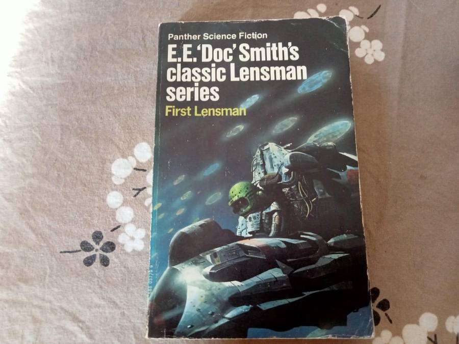 First Lensman | E. E. Smith (Paperback)