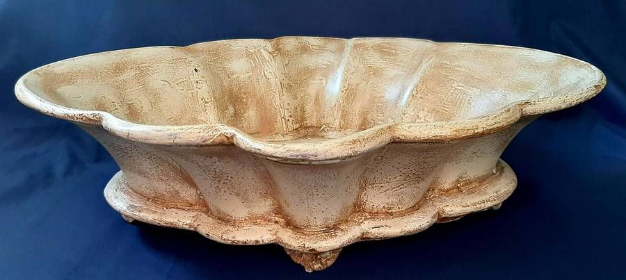 STATEMENT CERAMIC CENTERPIECE BOWL - ARTISAN ELEGANCE MEETS GRAND SCALE