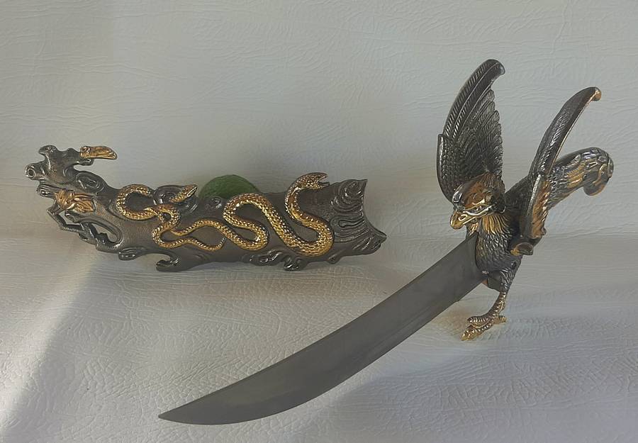RARE DECORATIVE STAINLESS-STEEL BLADE DAGGER WITH INTRICATE SHEATH DESIGN