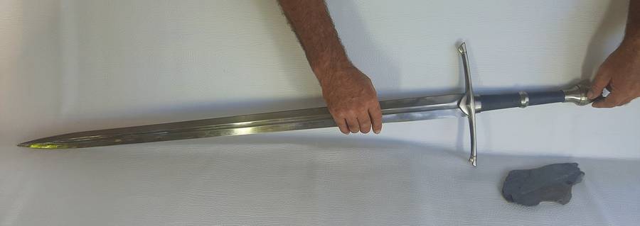 Andúril - The Flame of the West - Legendary Sword of Aragorn