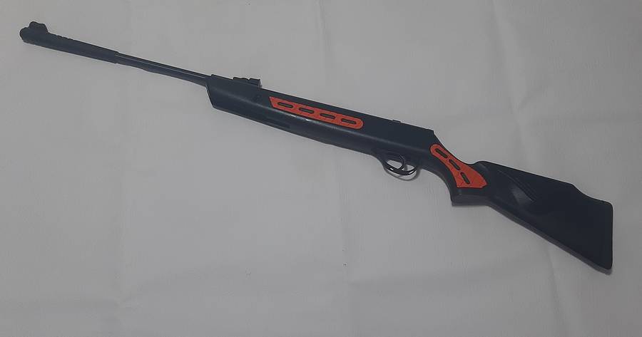 HATSAN STRIKER AIR RIFLE - 4.5MM (.177 CAL)