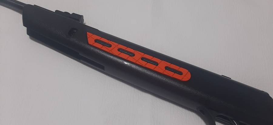 HATSAN STRIKER AIR RIFLE - 4.5MM (.177 CAL)