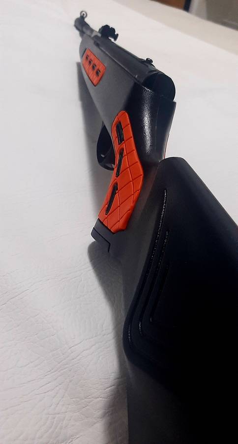 HATSAN STRIKER AIR RIFLE - 4.5MM (.177 CAL)