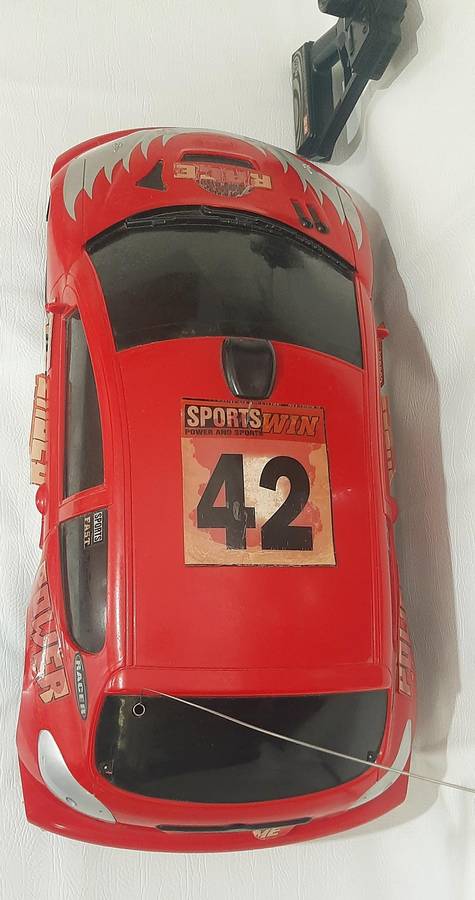 ULTRA-COOL 77CM RC MONSTER RACER - UNTESTED BUT READY TO ROAR!