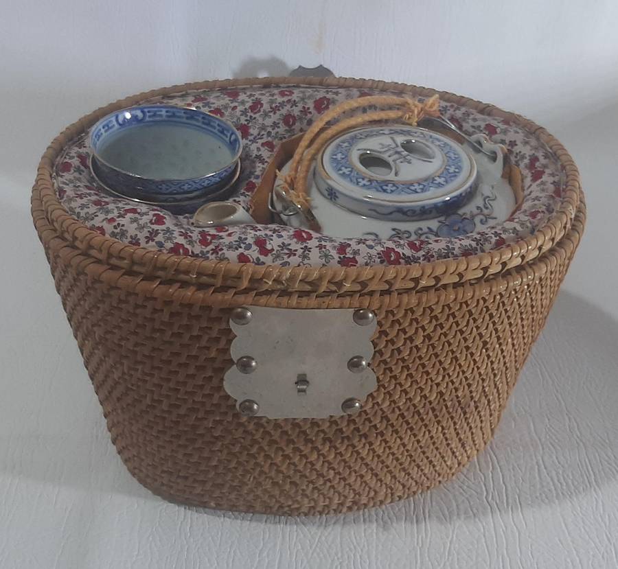 VINTAGE HAND-PAINTED CHINESE PORCELAIN TEA SET IN WOVEN BASKET - A TREASURE FROM TIME