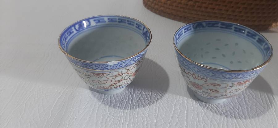 VINTAGE HAND-PAINTED CHINESE PORCELAIN TEA SET IN WOVEN BASKET - A TREASURE FROM TIME