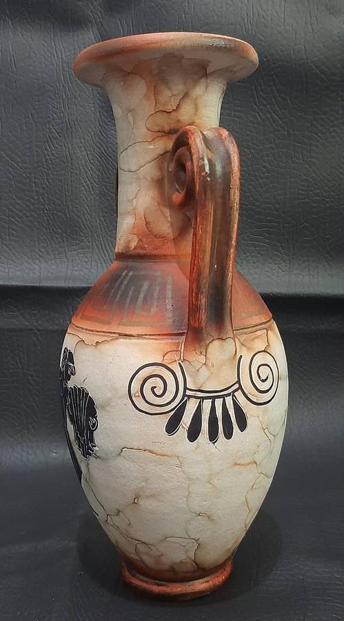 GREEK MYTHOLOGY-INSPIRED CERAMIC VASE  TIMELESS BEAUTY IN EXCELLENT CONDITION