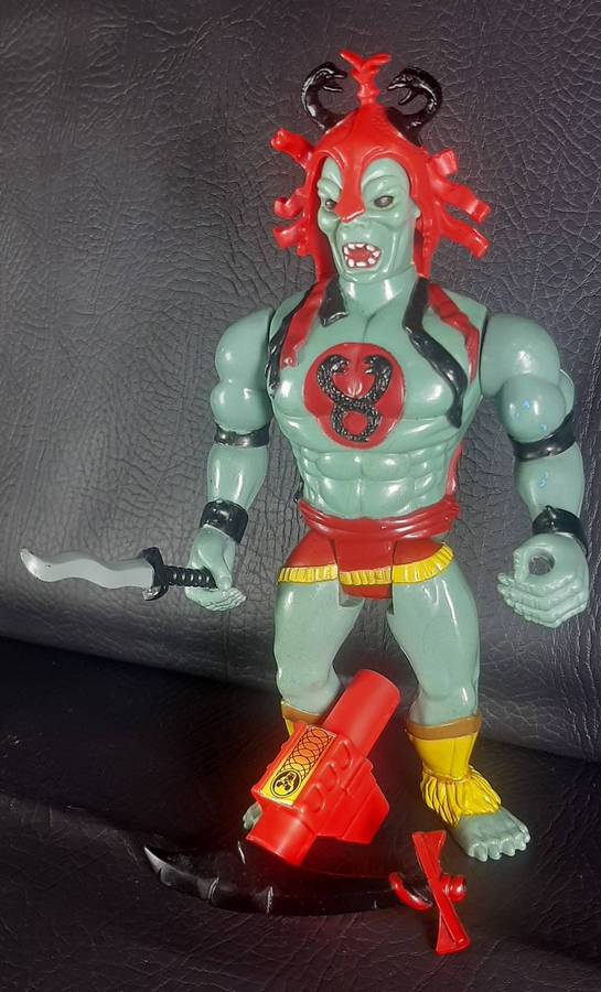 MUMM-RA THE EVER-LIVING  MUTANT WARLORD WITH LIGHT-UP RING & WEAPONS  LJN 1985