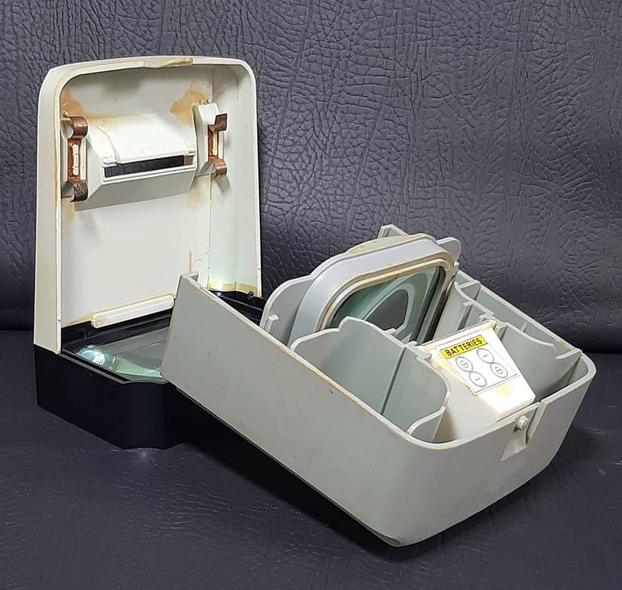 PORTABLE VINTAGE PHOTO SLIDE VIEWER  DUAL LENS, EXCELLENT CONDITION