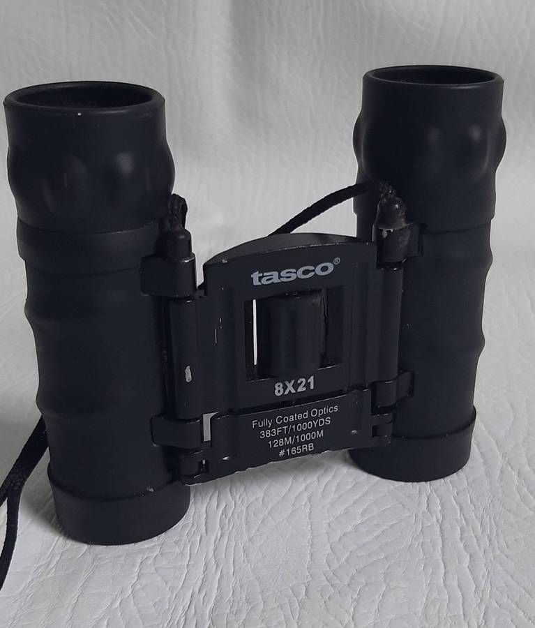 TASCO COMPACT BINOCULARS  8x21 FULLY COATED OPTICS