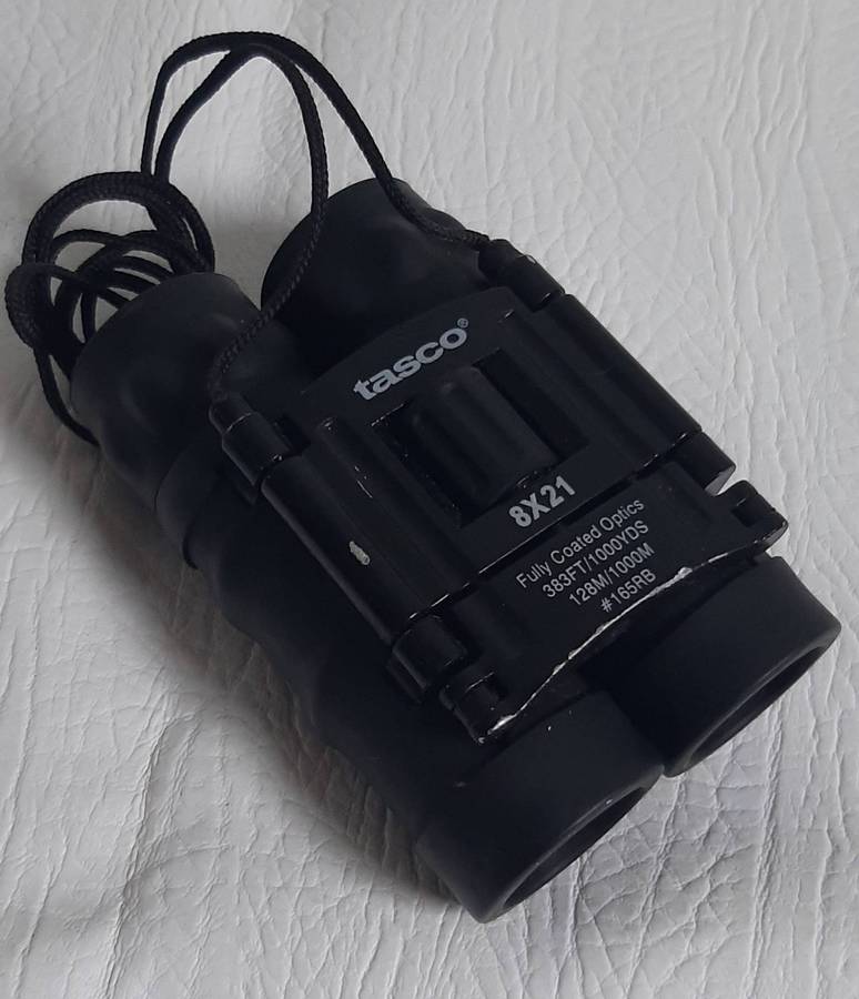 TASCO COMPACT BINOCULARS  8x21 FULLY COATED OPTICS