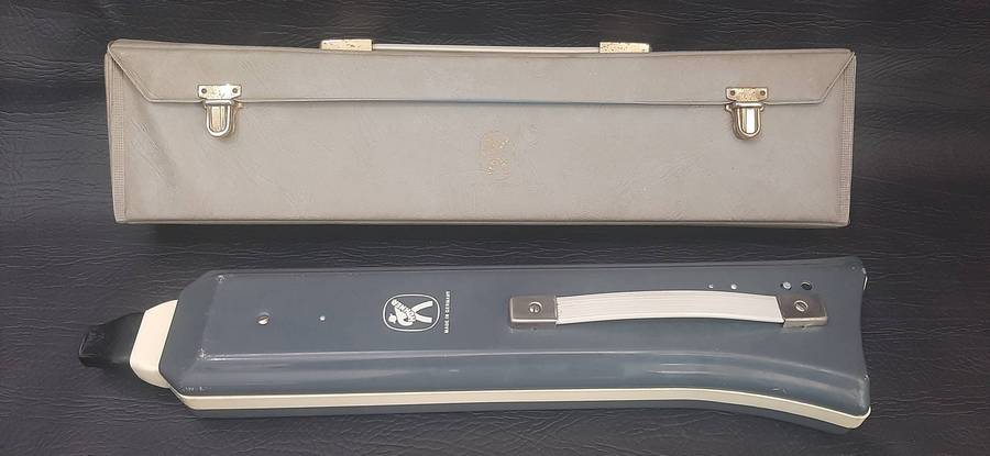 HOHNER MELODICA PIANO 26  VINTAGE PORTABLE KEYBOARD WITH CASE AND ORIGINAL INSTRUCTION SHEETS