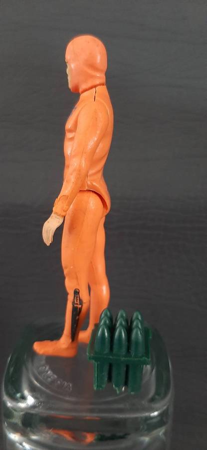 VINTAGE GI JOE SCUBA DIVER FIGURE  SMALL SCALE