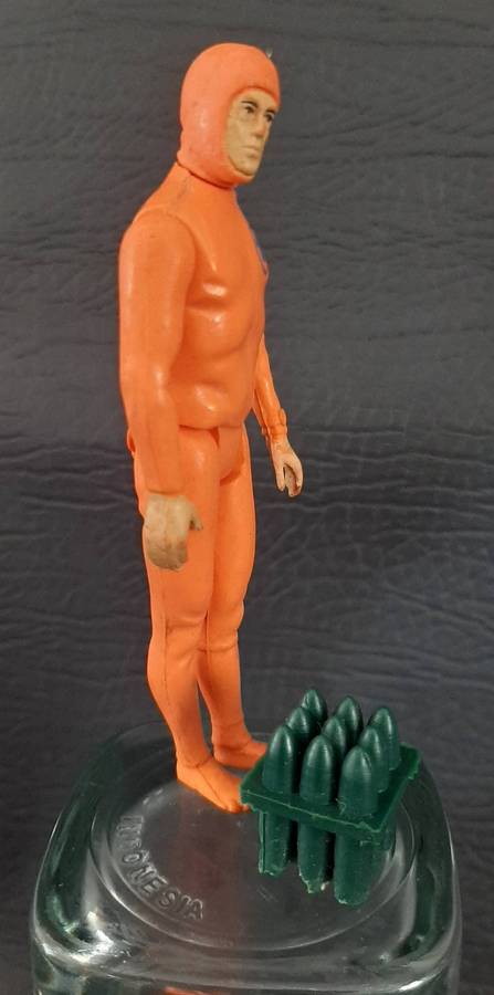 VINTAGE GI JOE SCUBA DIVER FIGURE  SMALL SCALE