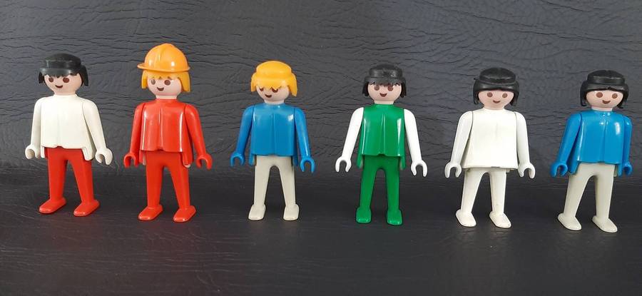 SET OF 6 VINTAGE PLAYMOBIL FIGURES  EARLY GERMAN EDITION, 1970s CLASSICS