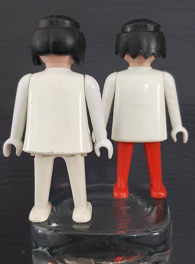 SET OF 6 VINTAGE PLAYMOBIL FIGURES  EARLY GERMAN EDITION, 1970s CLASSICS