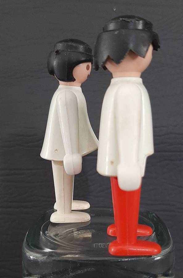 SET OF 6 VINTAGE PLAYMOBIL FIGURES  EARLY GERMAN EDITION, 1970s CLASSICS