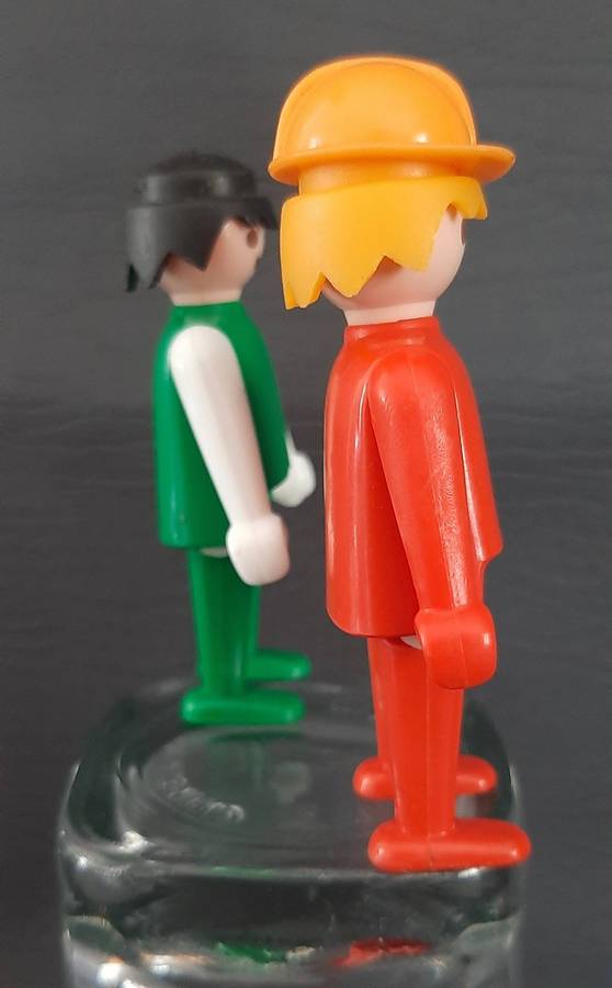 SET OF 6 VINTAGE PLAYMOBIL FIGURES  EARLY GERMAN EDITION, 1970s CLASSICS