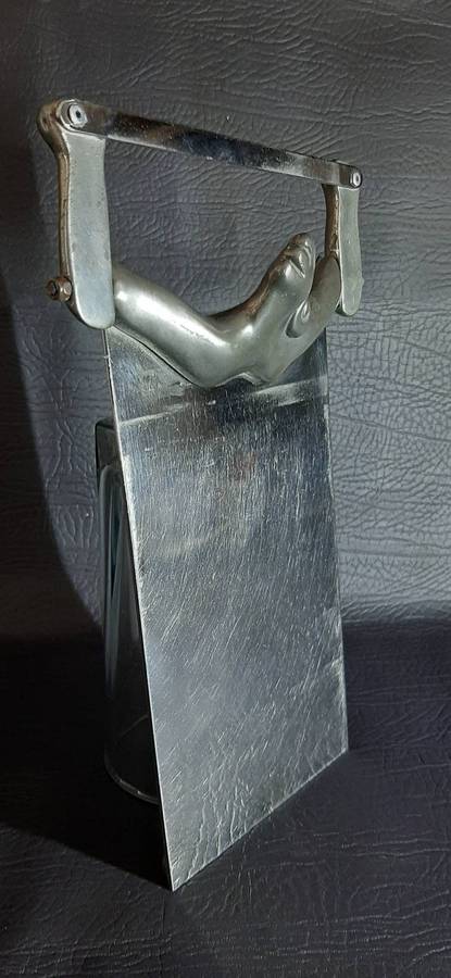 CARROL BOYES METAL PAPER HOLDER  20.5CM X 10.5CM OF DESK-TOP DRAMA