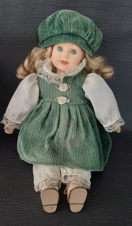 VINTAGE CERAMIC DOLL PAIR  GREEN CORDUROY DREAMS, 28CM OF STORYBOOK STYLE
