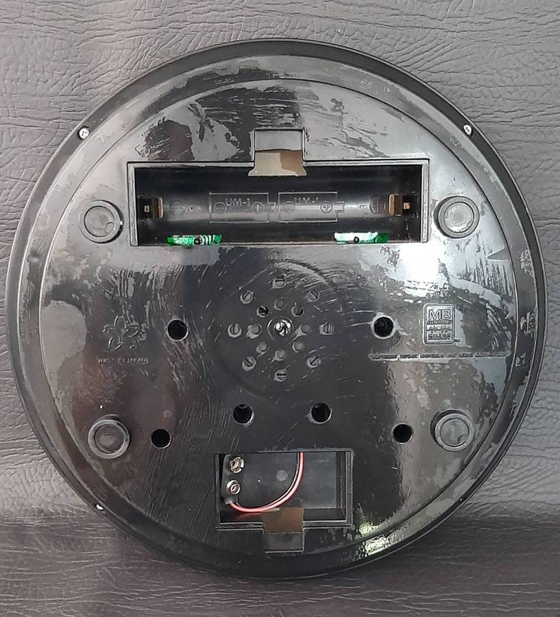 1978 MILTON BRADLEY SIMON ELECTRONIC MEMORY GAME  VINTAGE CLASSIC