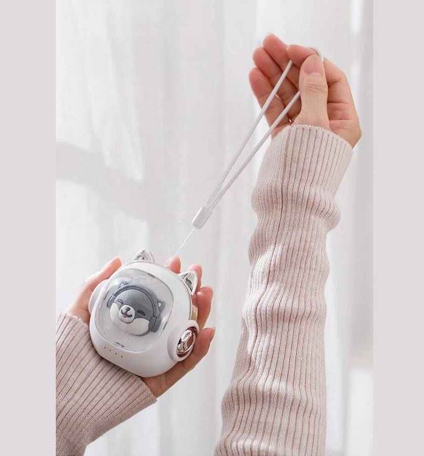 3 IN 1 - CUTE POWERBANK, NIGHTLIGHT AND HANDWARMER