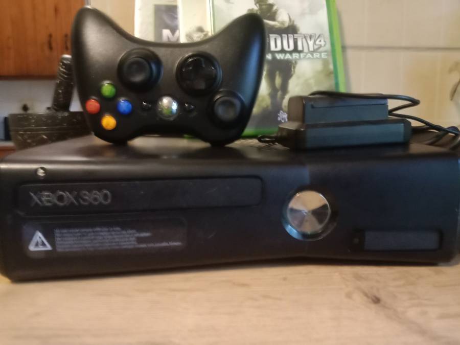 Xbox 360s 250gb bundle