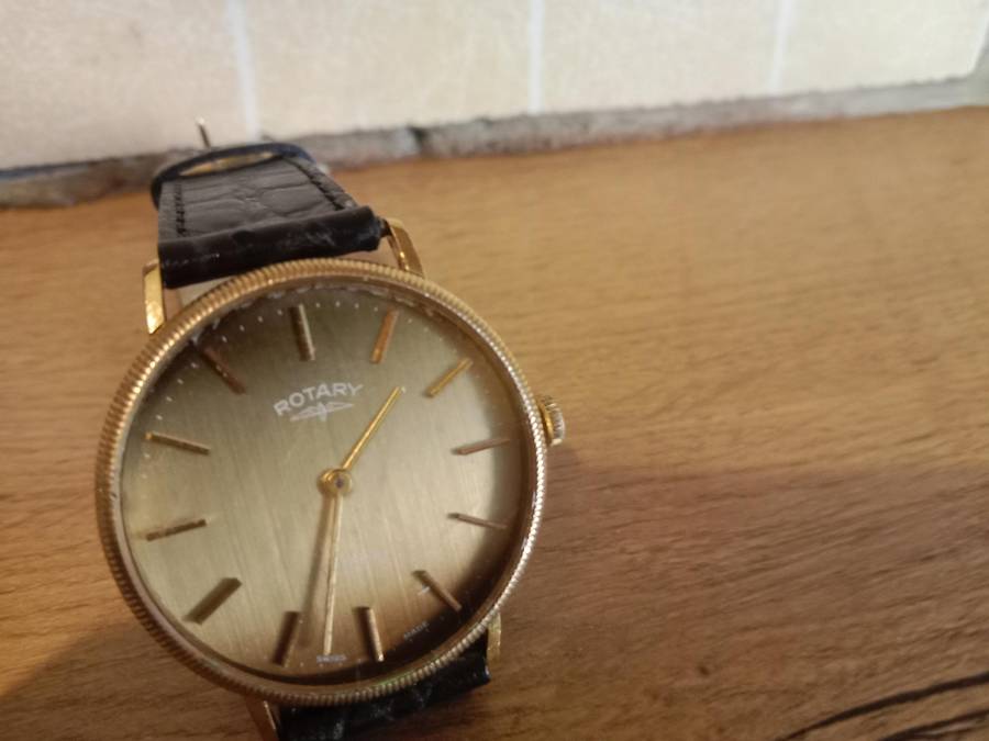 Stunning Rotary mens vintage quartz watch