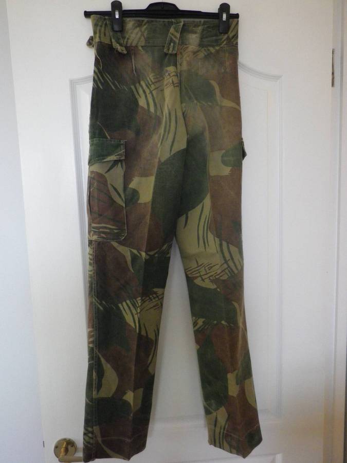 RHODESIAN ARMY CAMMO TROUSERS - MISSING 5 BUTTONS,  SIZES BELOW (S)   (253)