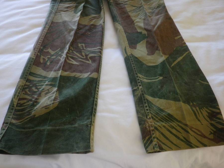 RHODESIAN ARMY CAMMO TROUSERS - MISSING 5 BUTTONS,  SIZES BELOW (S)   (253)
