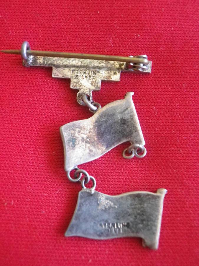 GREAT BRITIAN / SOUTH AFRICA STERLING SILVER "FRIENDSHIP BADGE" - NOTE DAMAGE   (107)