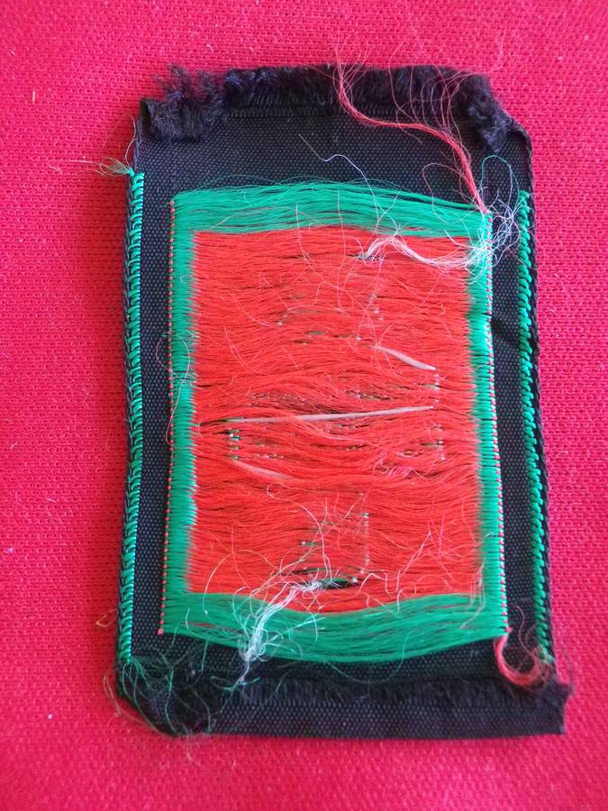 RHODESIA REGIMENT - 6 BN (BULAWAYO) SILK EMBROIDERED BADGE FOR COMBAT CAP -UNCOMMON (8821)