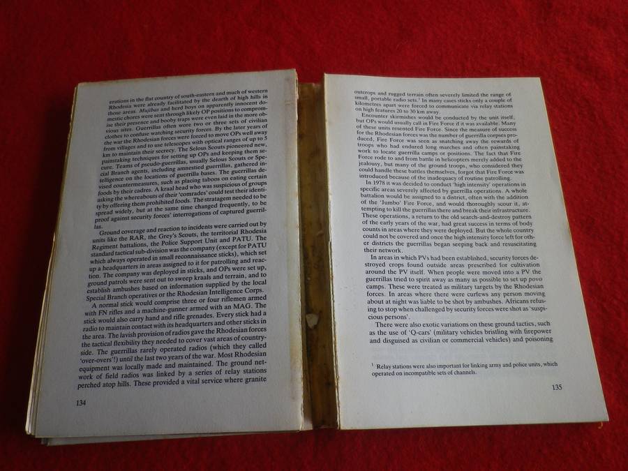 "CHIMURENGA- WAR IN RHODESIA" - MOORCROFT + MCLAUGHLIN - SC 262 Pgs. NOTE SPINE DAMAGED, PAGES LOOSE