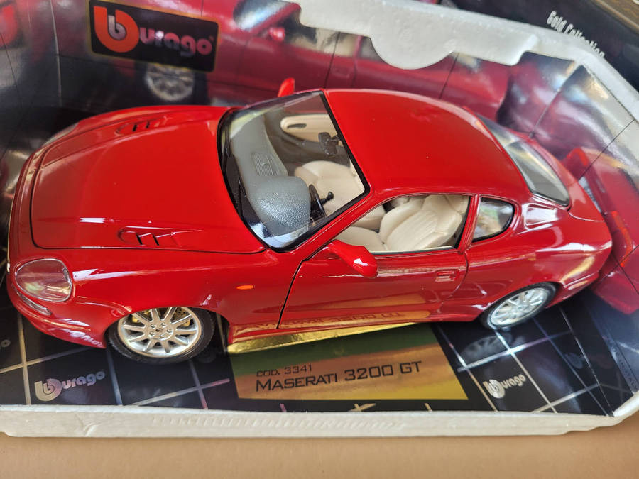 1998 MASERATI 3200GT Special GOLD COLLECTION 1:18