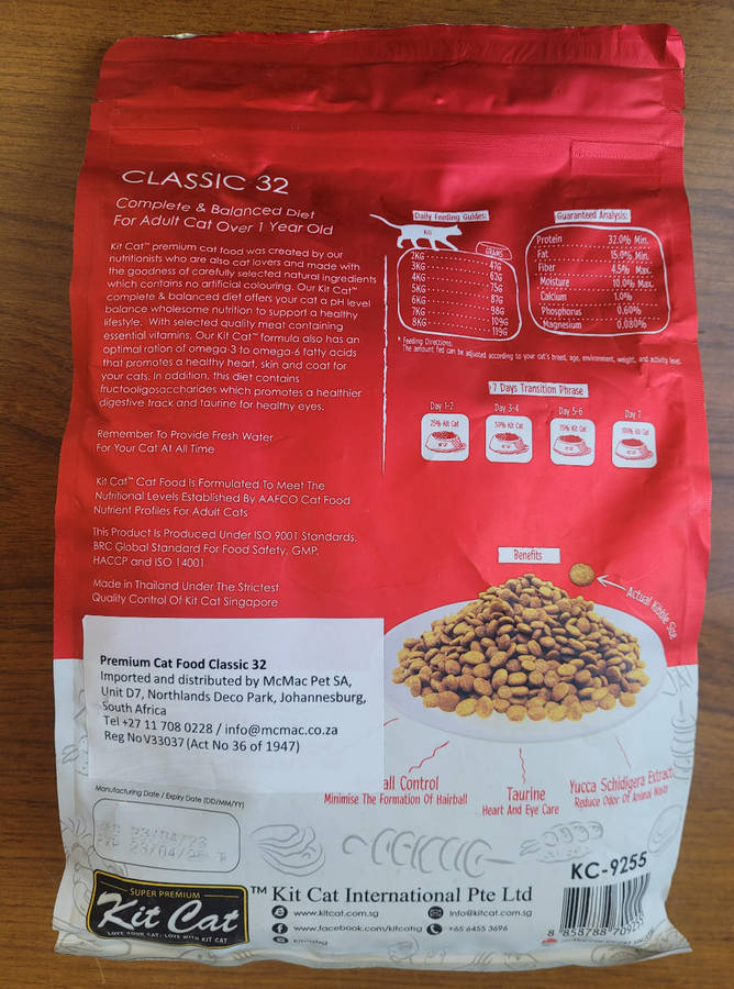 1.2Kg CLASSIC 32 Complete Balanced Diet For Cats 1 Year And Older-Expiry: 23 04 25