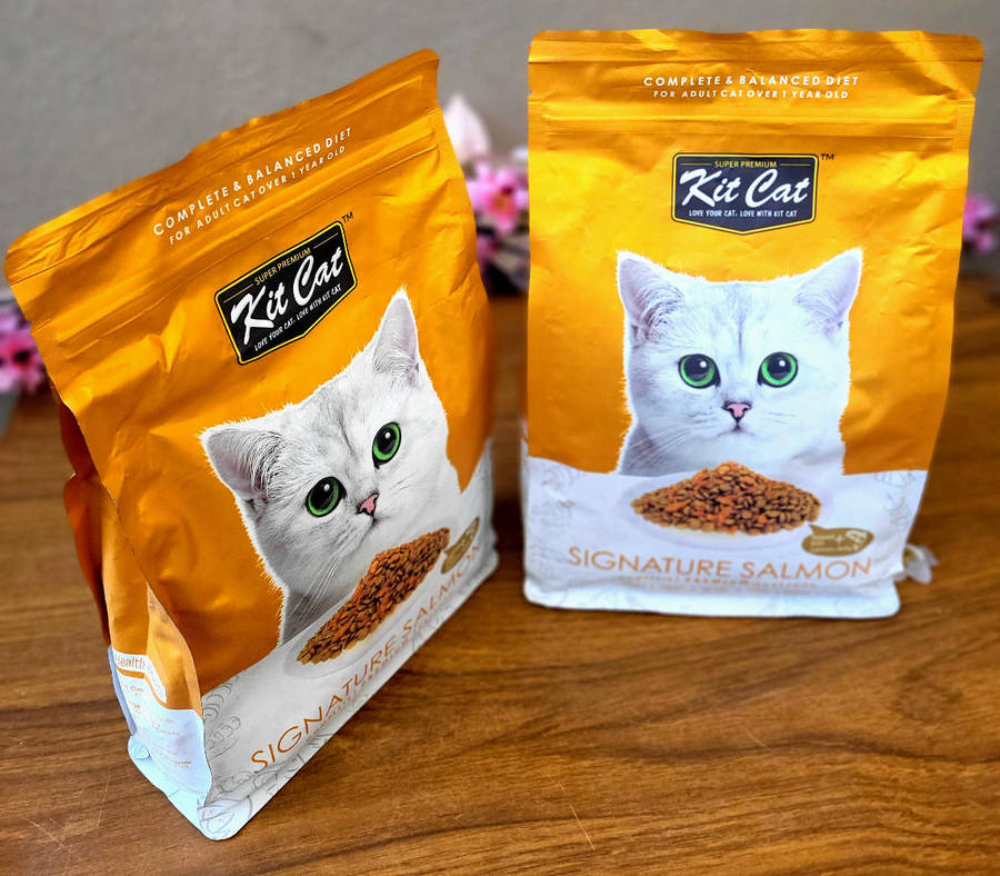 1.2Kg SIGNATURE SALMON Complete Balanced Diet For Cats