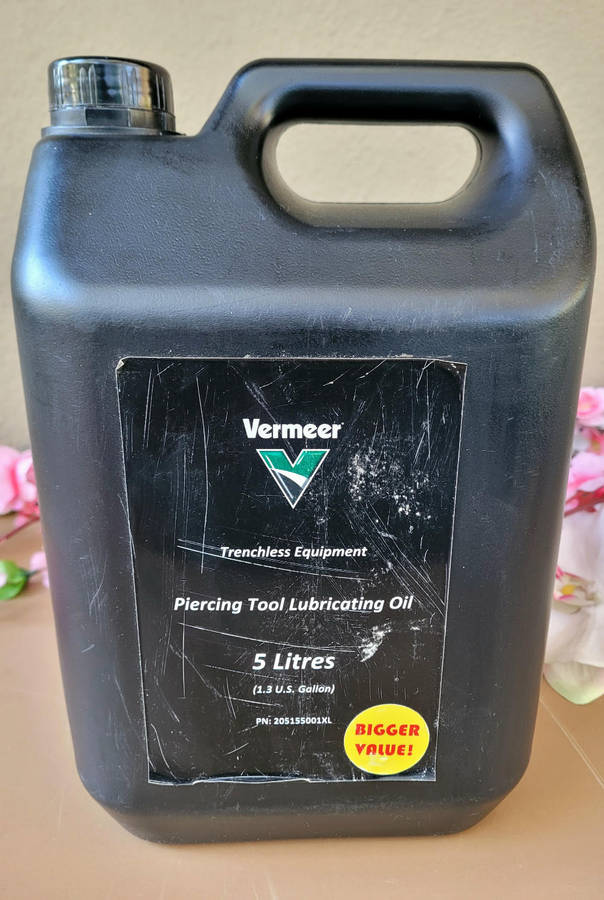 5L Trenchless Equipment Piercing Tool Lubricating Oil - (For Lubricating Hole Hammers Etc.) LAST ONE
