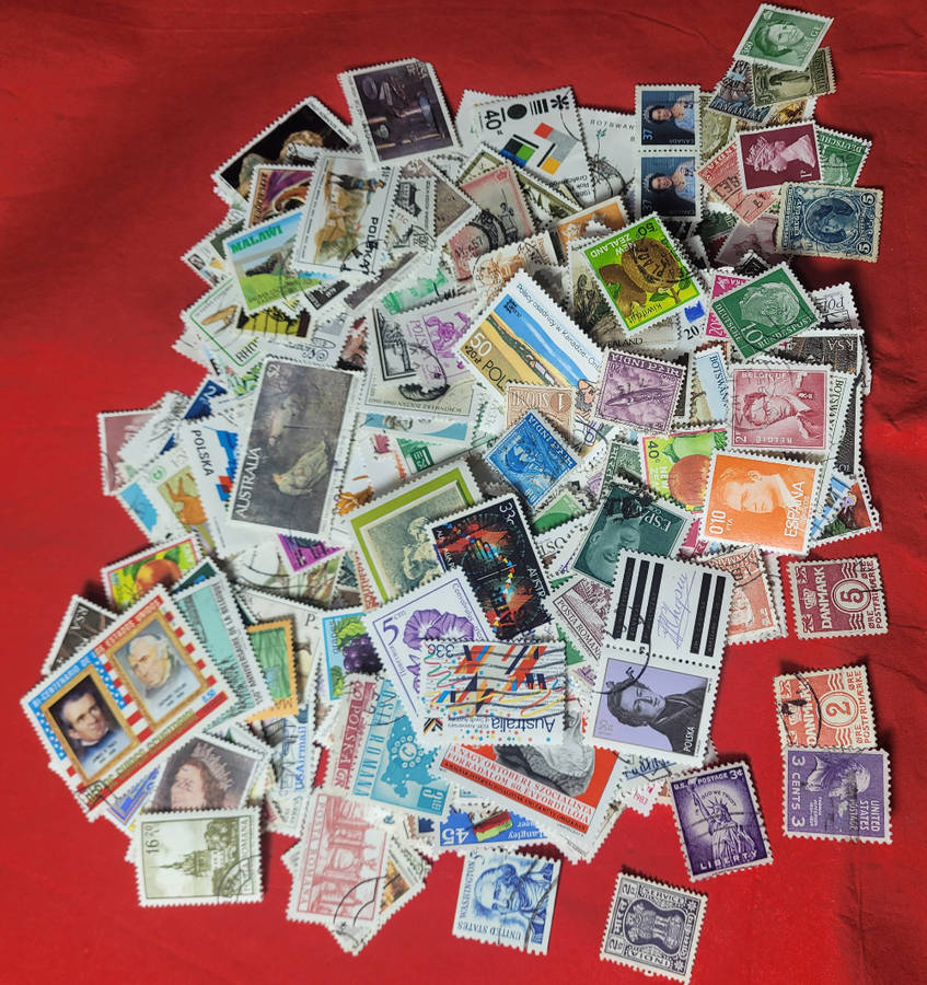 400x Bulk WORLD Mixed Stamps  (Lot 4)