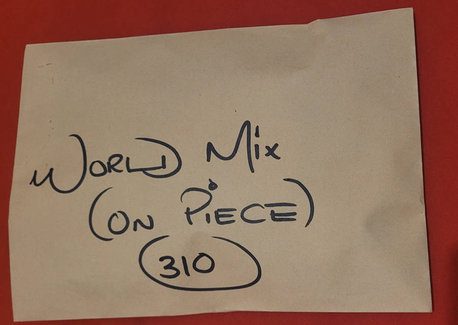 310x WORLD Stamps On Piece   (Lot 1)