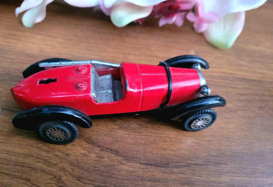 Vintage Collector`s Toys. (Lot 1)