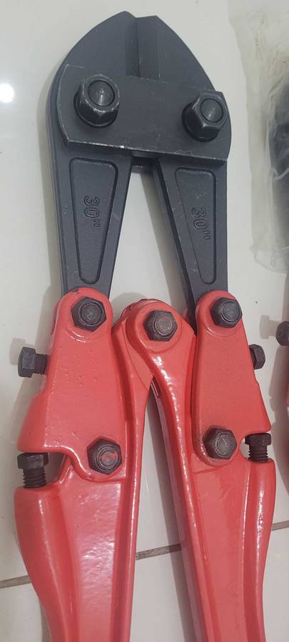 Bolt Cutter. 30" TA Forged Steel